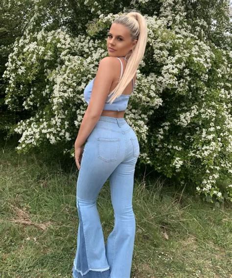 Apollonia llewellyn onlyfans - Popularly known as Barbi on Instagram, the model and Influencer Apollonia Llewellyn shares amazing pictures of herself on her page. As a Page 3 babe, the 21-year-old from Barnsley, South Yorkshire, is often seen wearing matching outfits and a recent picture of her in a minuscule crop top with a matching string bikini was no different. She …
